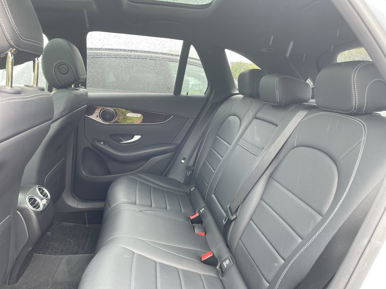 2017 Mercedes-Benz GLC300