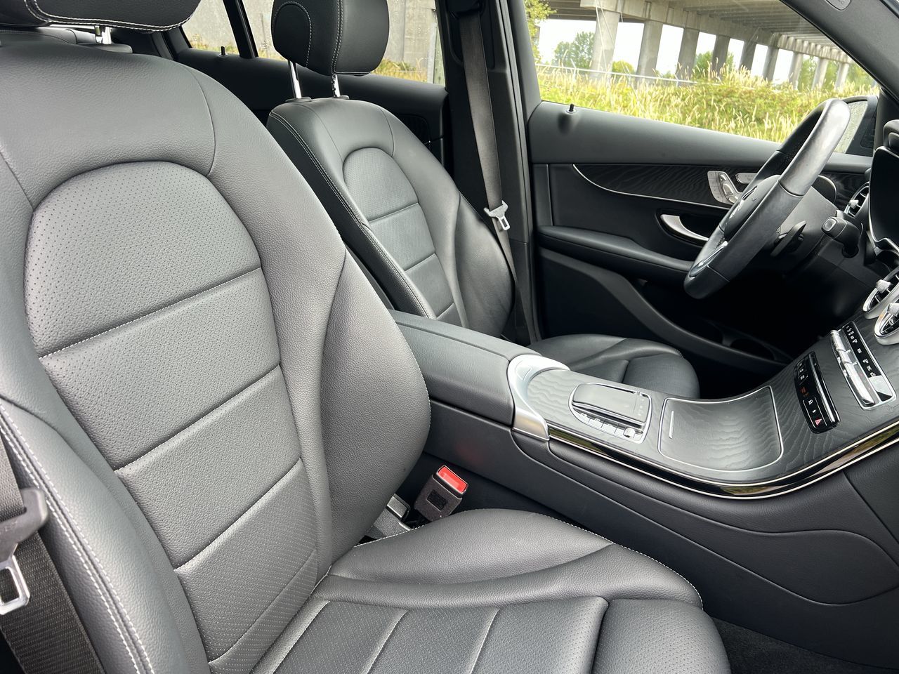 2021 Mercedes-Benz GLC300 in Langley, British Columbia