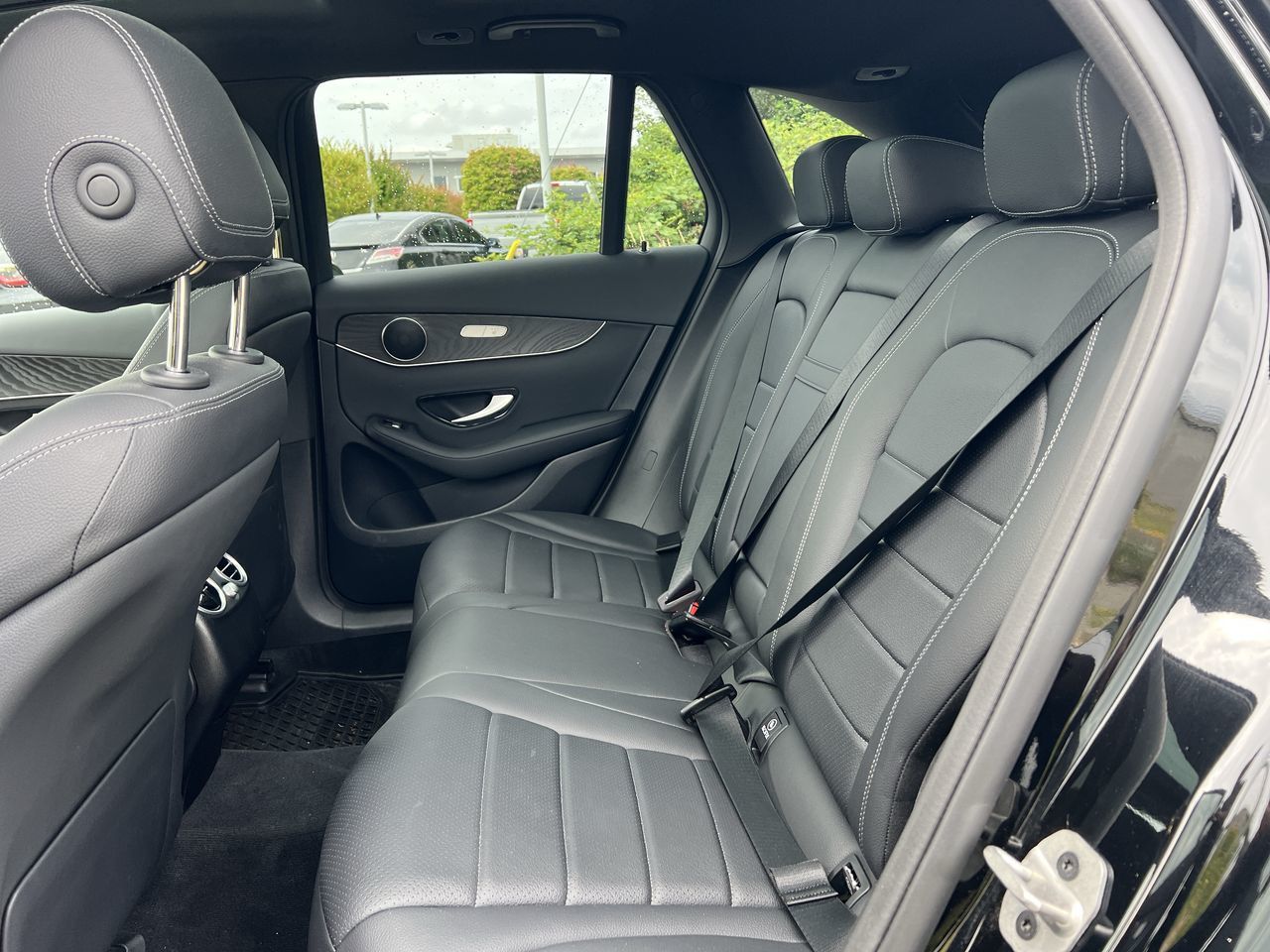 2021 Mercedes-Benz GLC300 in Langley, British Columbia