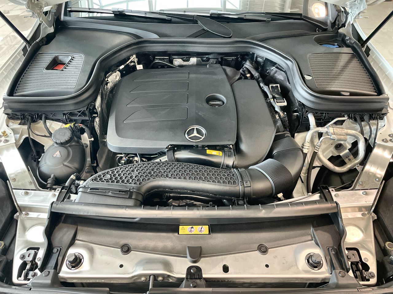 2022 Mercedes-Benz GLC300 in Langley, British Columbia