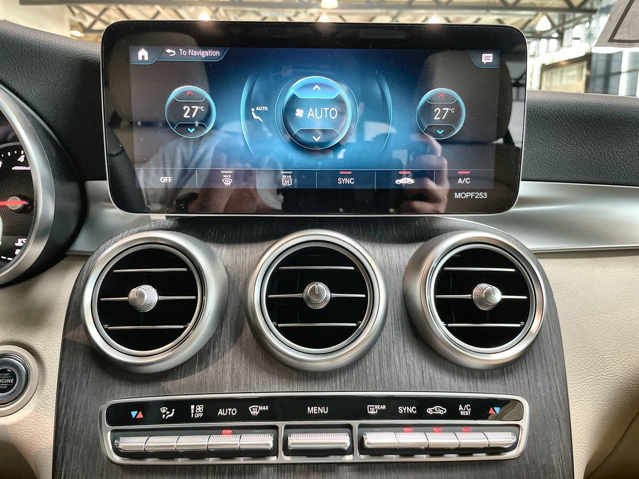 2022 Mercedes-Benz GLC300 in Langley, British Columbia