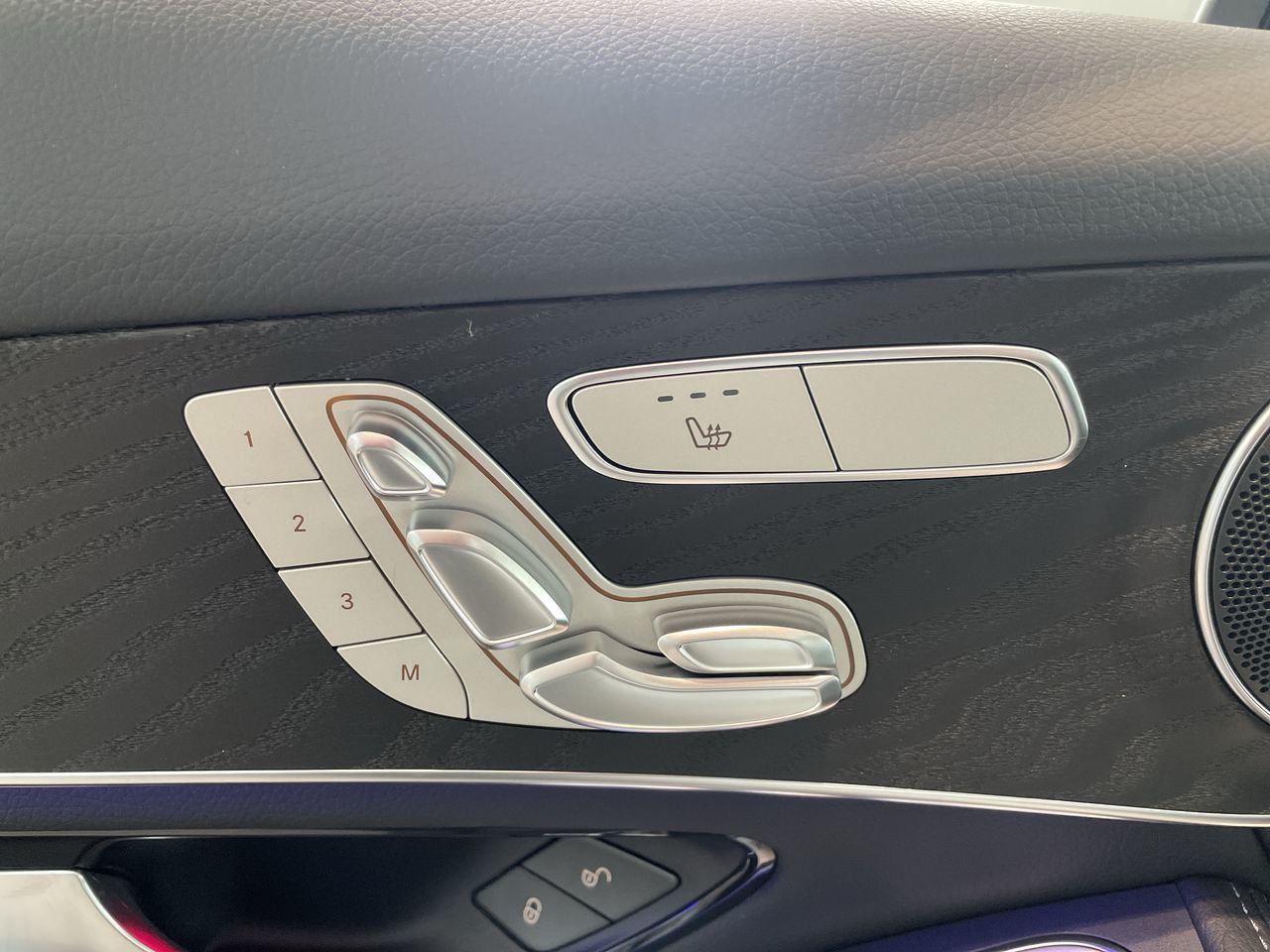 2022 Mercedes-Benz GLC300