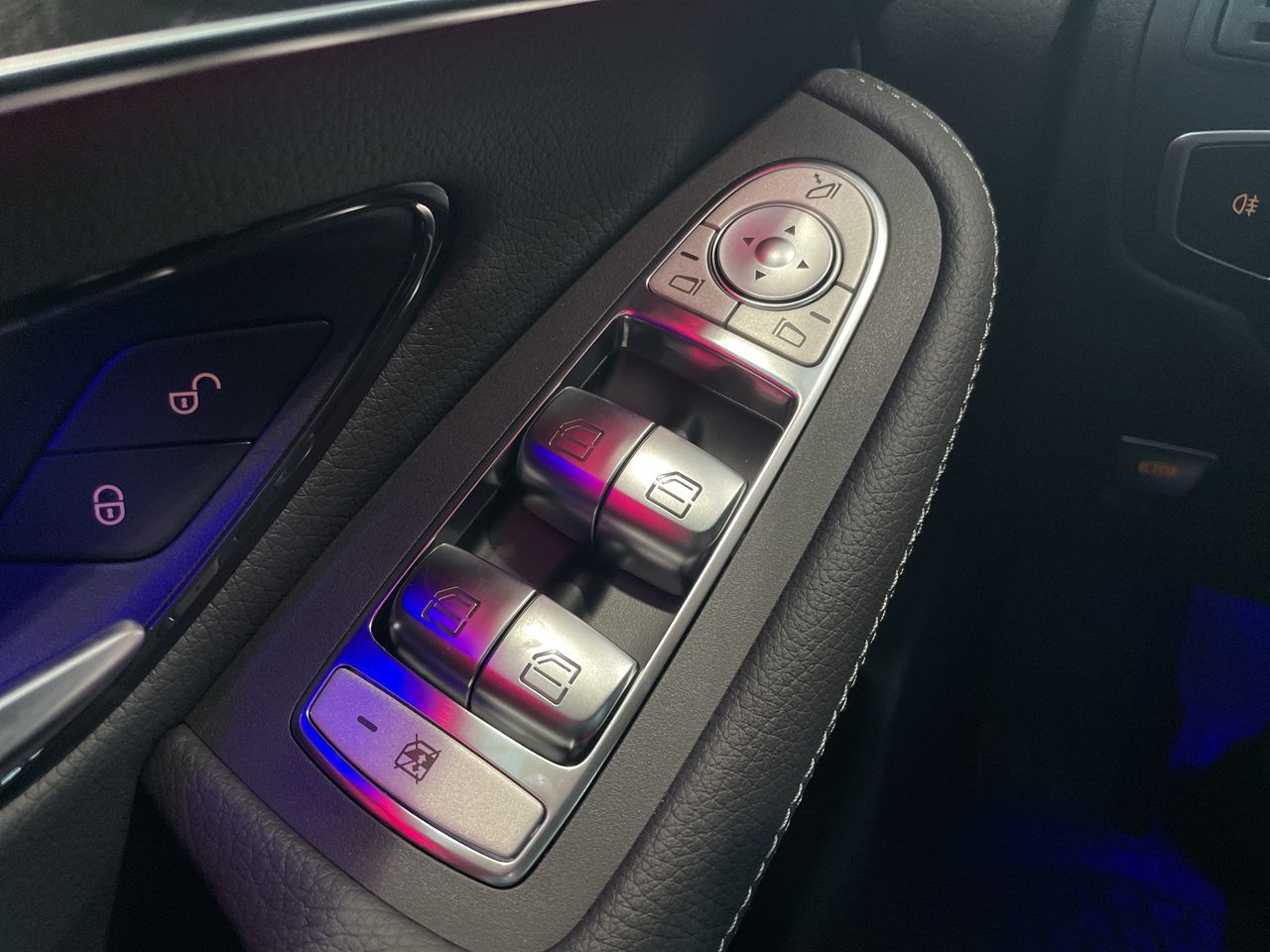 2022 Mercedes-Benz GLC300