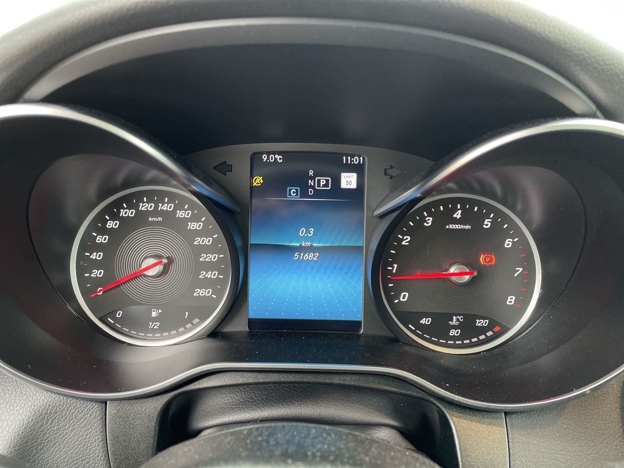 2022  GLC300