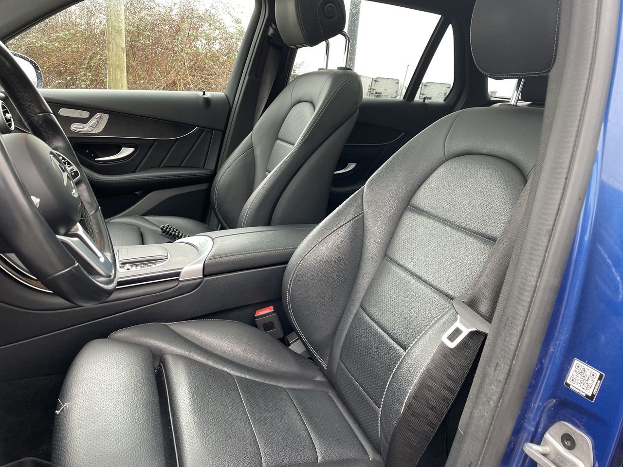 2022  GLC300