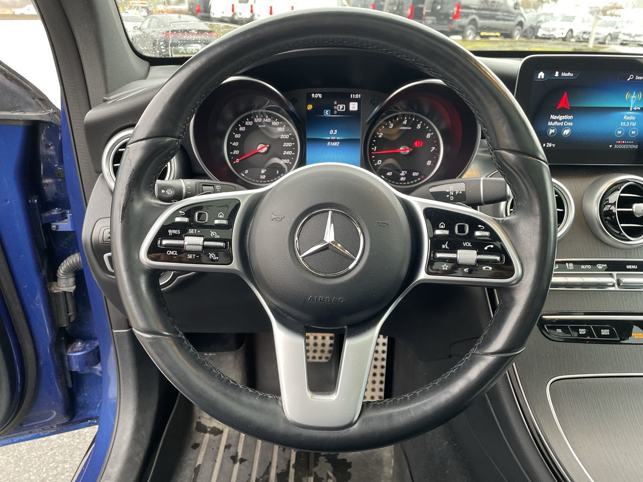2022  GLC300