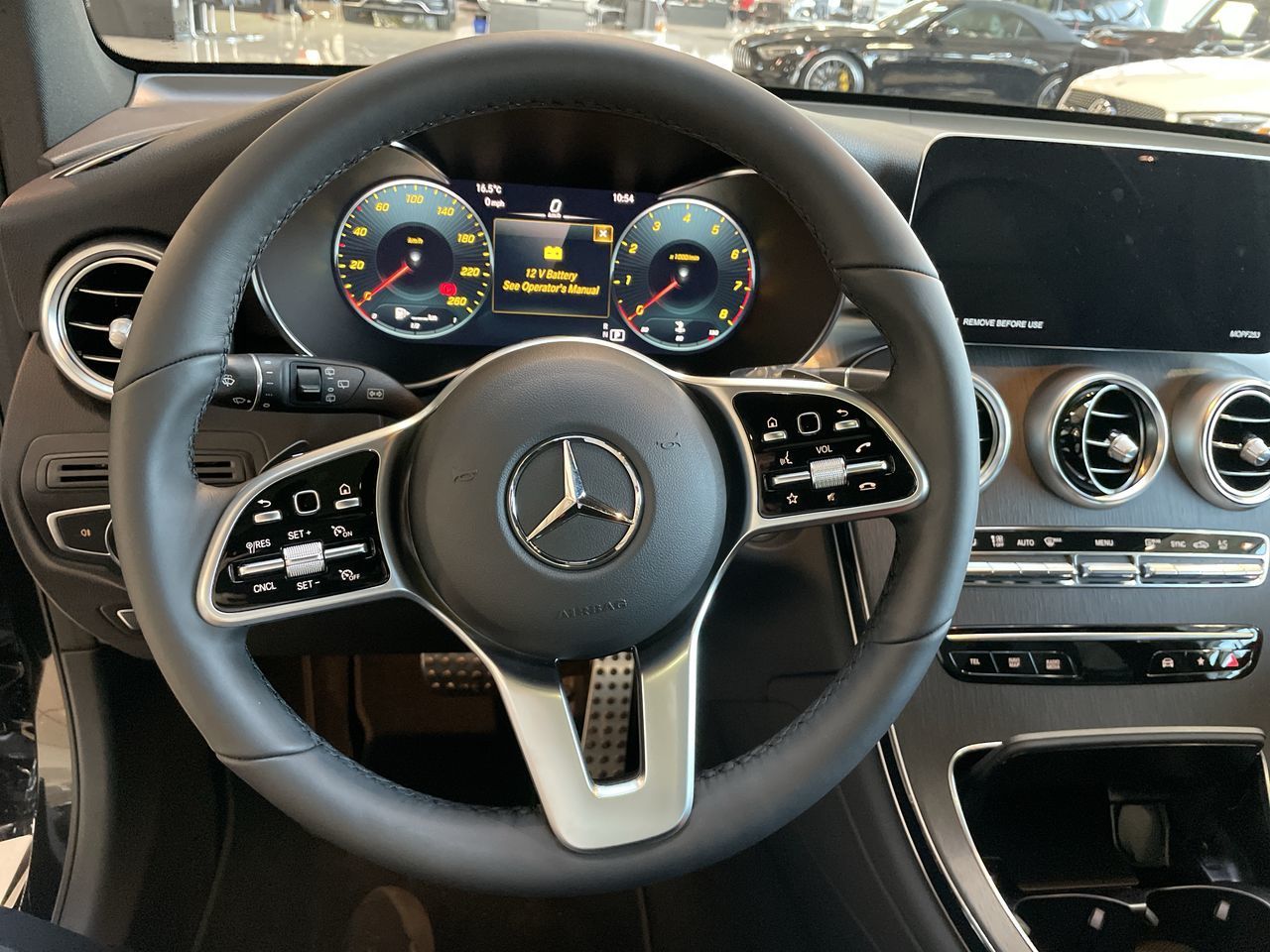2022  GLC300