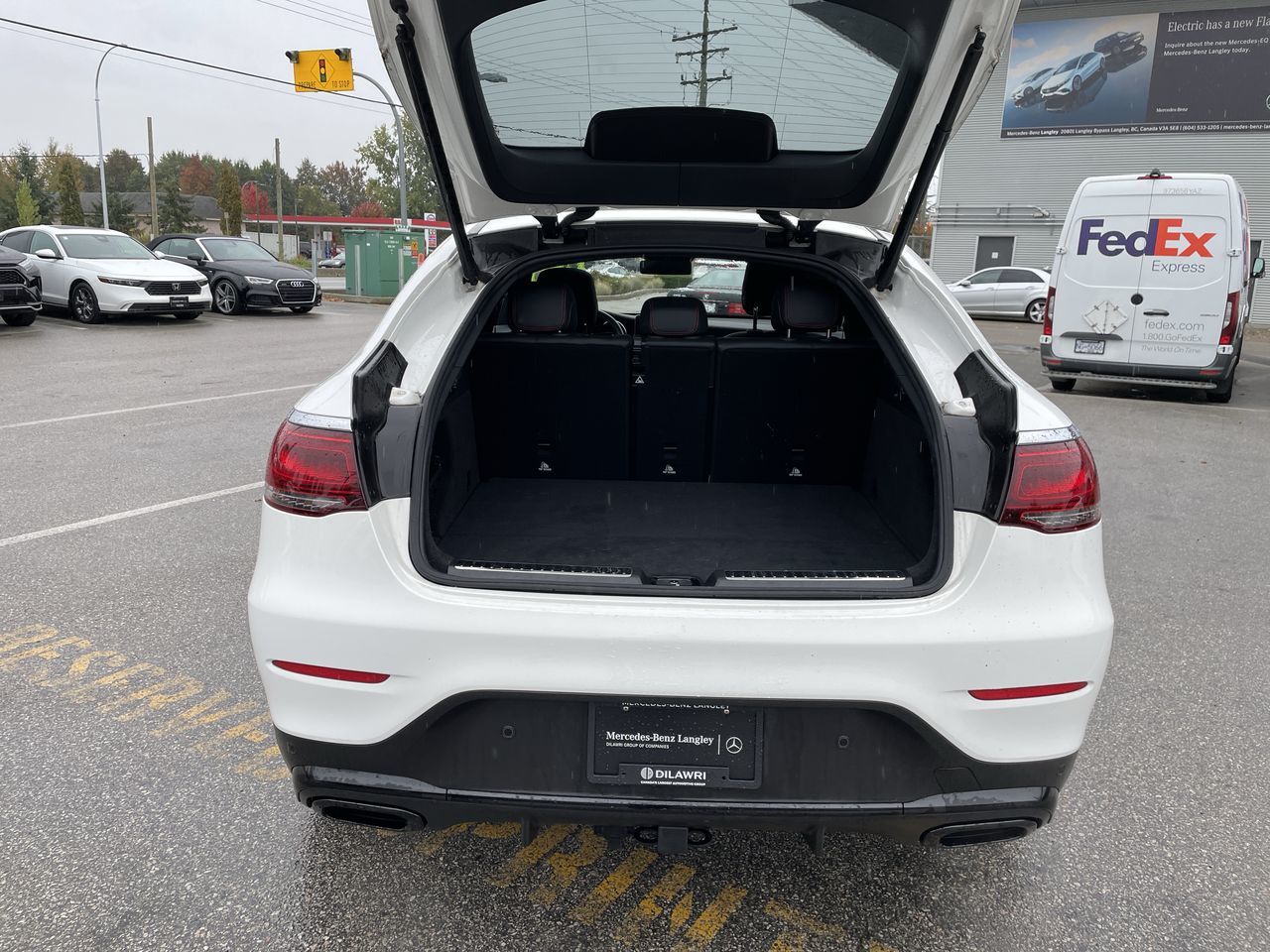 2023 Mercedes-Benz GLC300