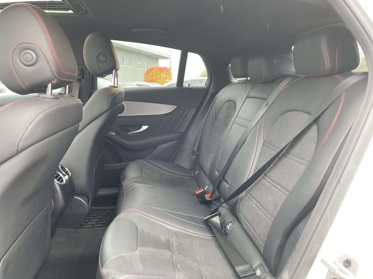 2023 Mercedes-Benz GLC300