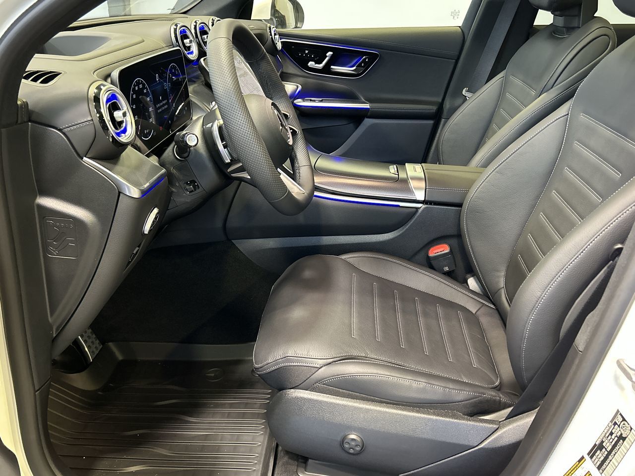 2023 Mercedes-Benz GLC300