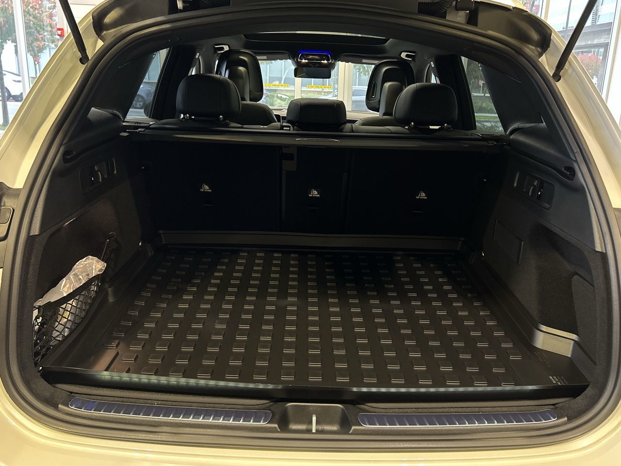 2023 Mercedes-Benz GLC300