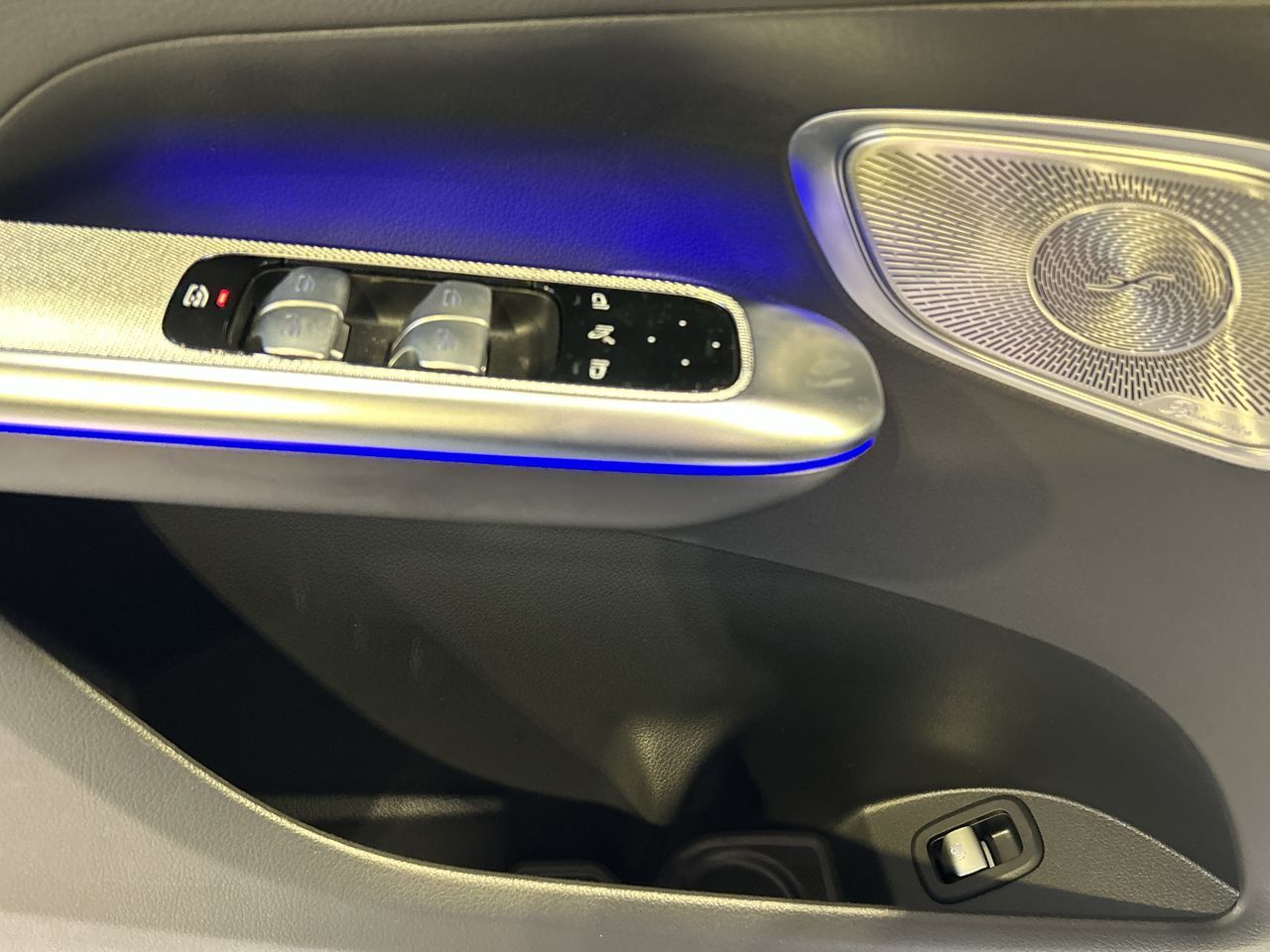 2023 Mercedes-Benz GLC300