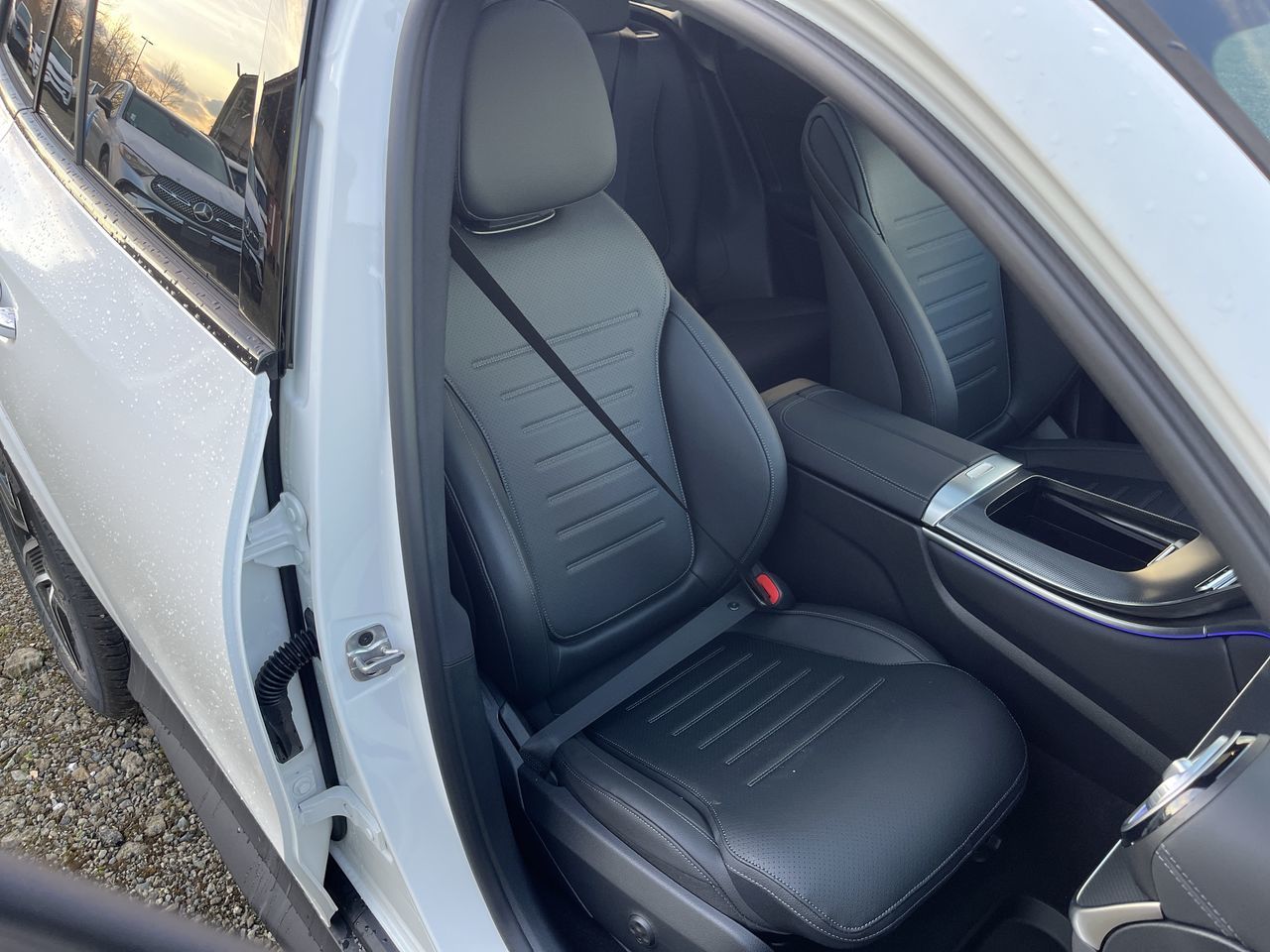 2025 Mercedes-Benz GLC300 in Langley, British Columbia