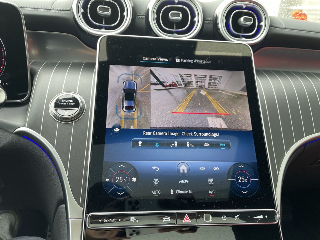 2025 Mercedes-Benz GLC300