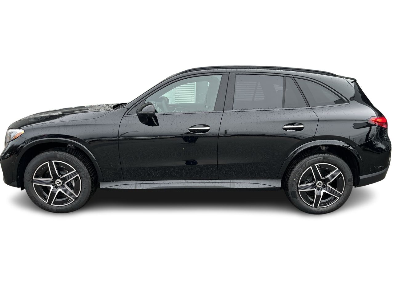 2025 Mercedes-Benz GLC300