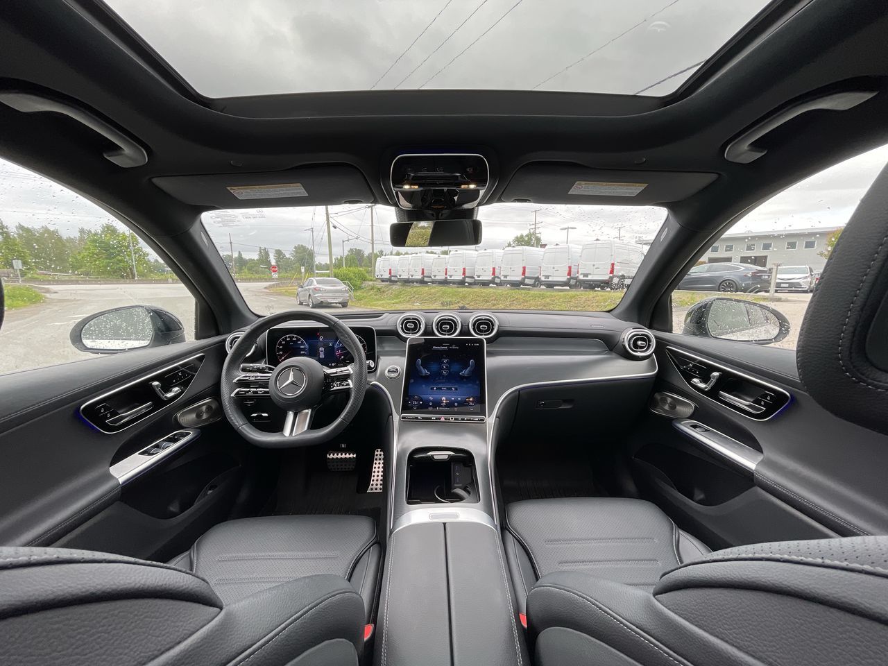 2025 Mercedes-Benz GLC300