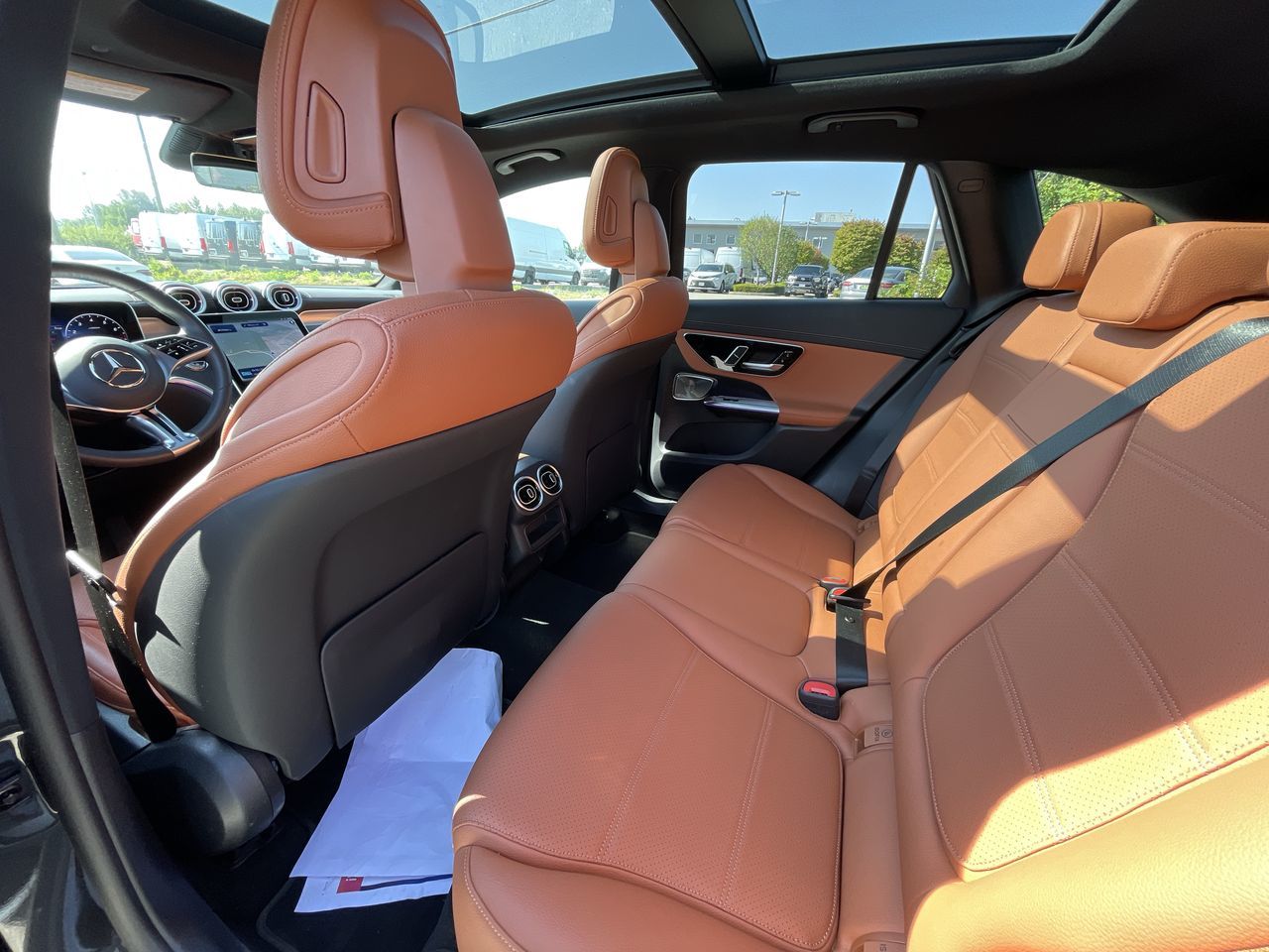 2025 Mercedes-Benz GLC300