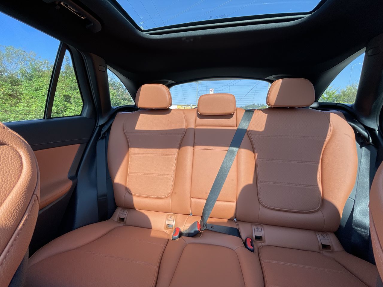 2025 Mercedes-Benz GLC300