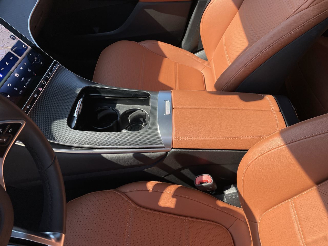 2025 Mercedes-Benz GLC300