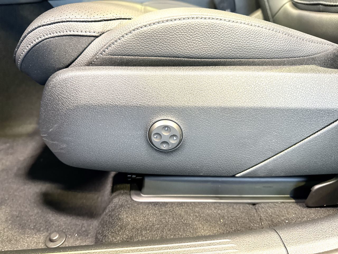 2026 Mercedes-Benz GLC in Langley, British Columbia