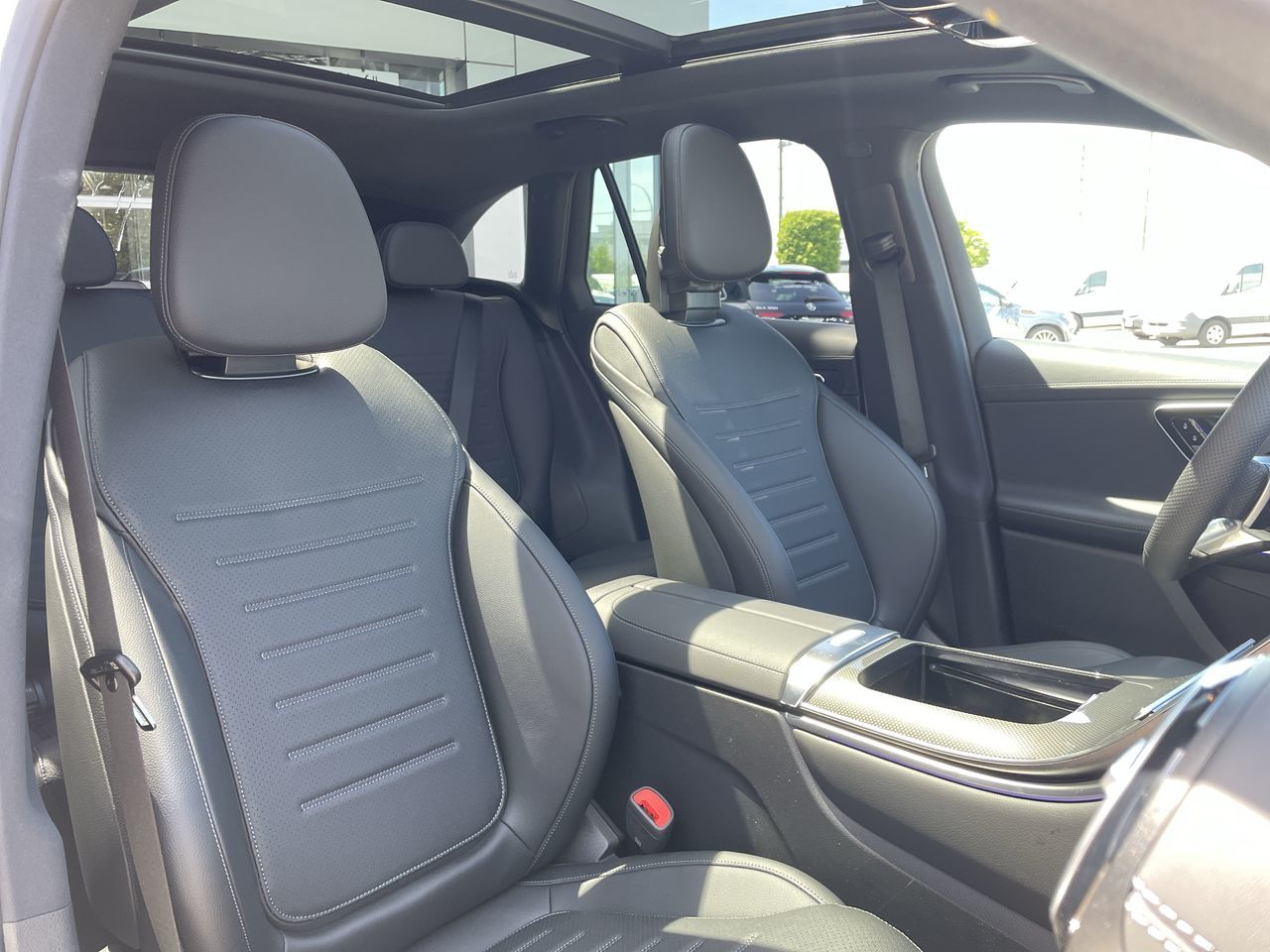2026 Mercedes-Benz GLC