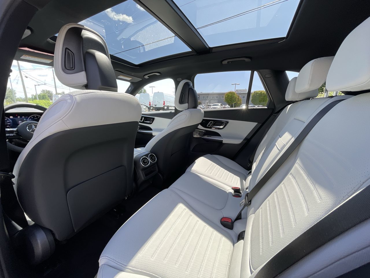 2026 Mercedes-Benz GLC