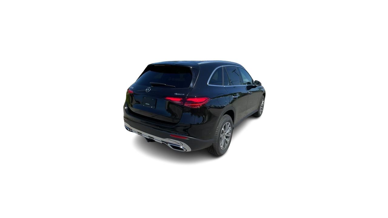2026 Mercedes-Benz GLC