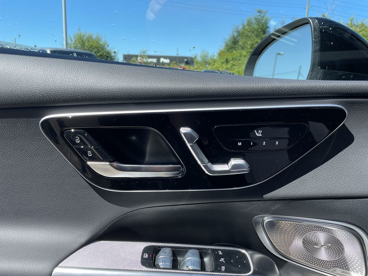 2026 Mercedes-Benz GLC