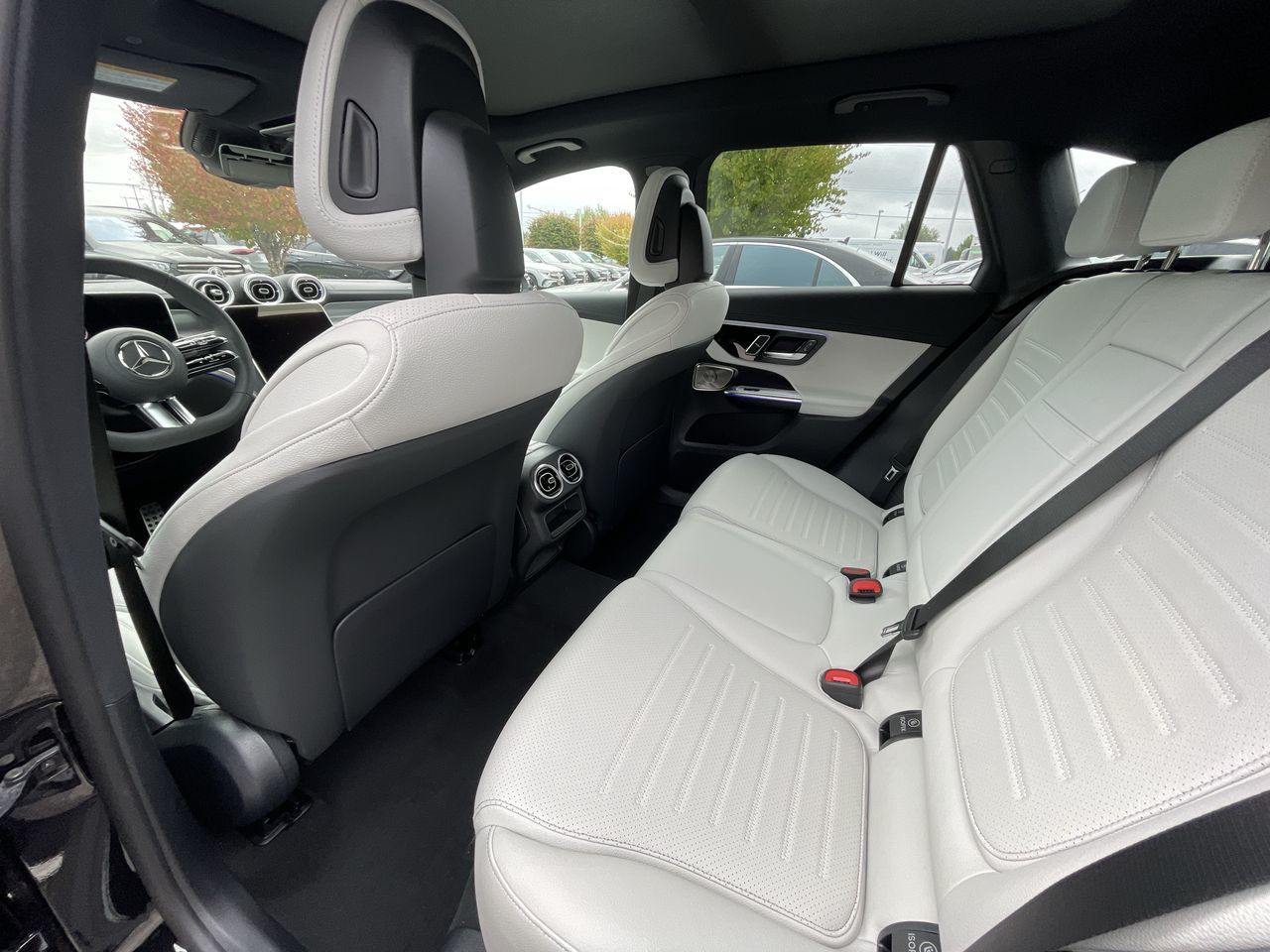 2026 Mercedes-Benz GLC