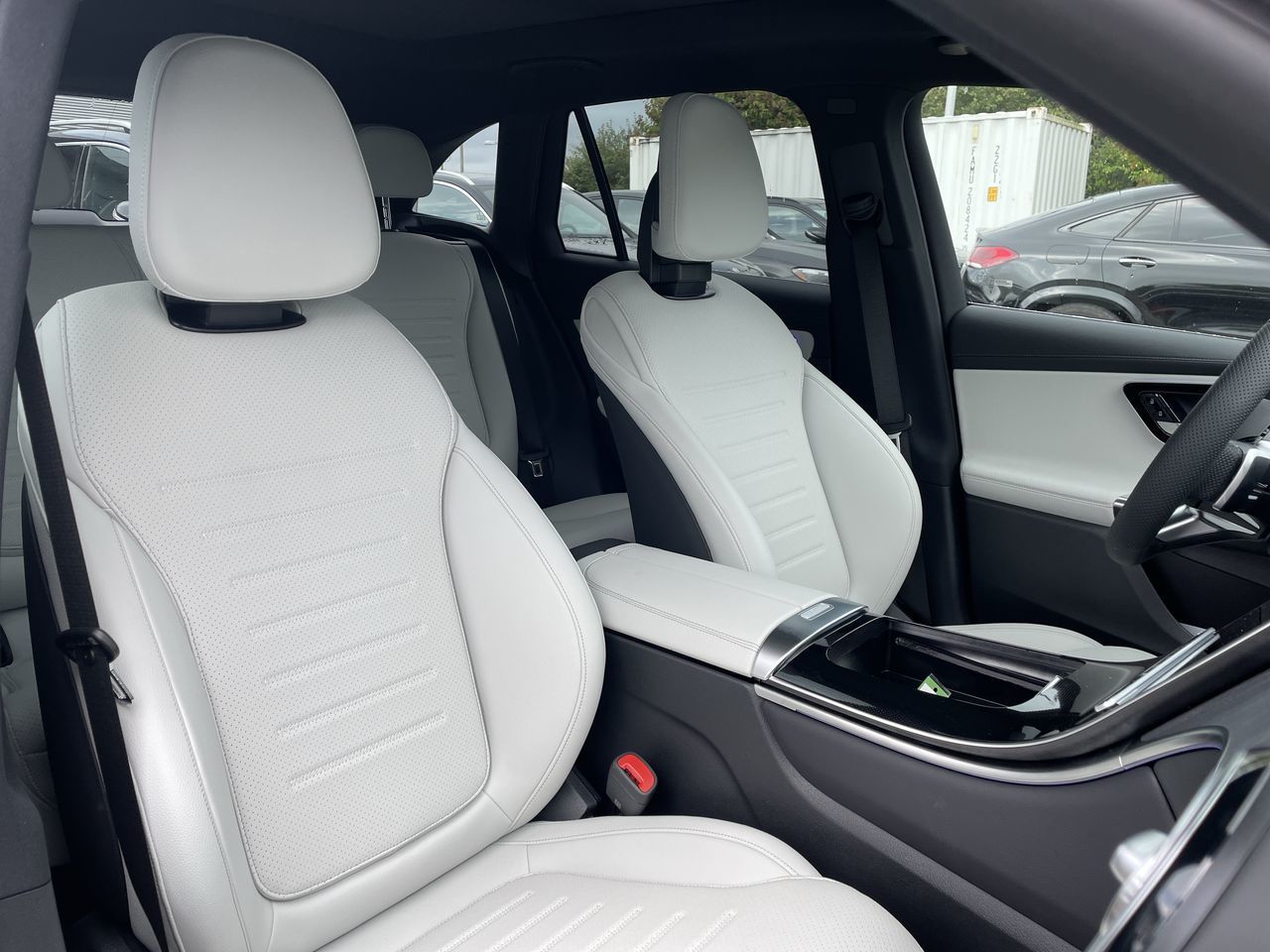 2026 Mercedes-Benz GLC