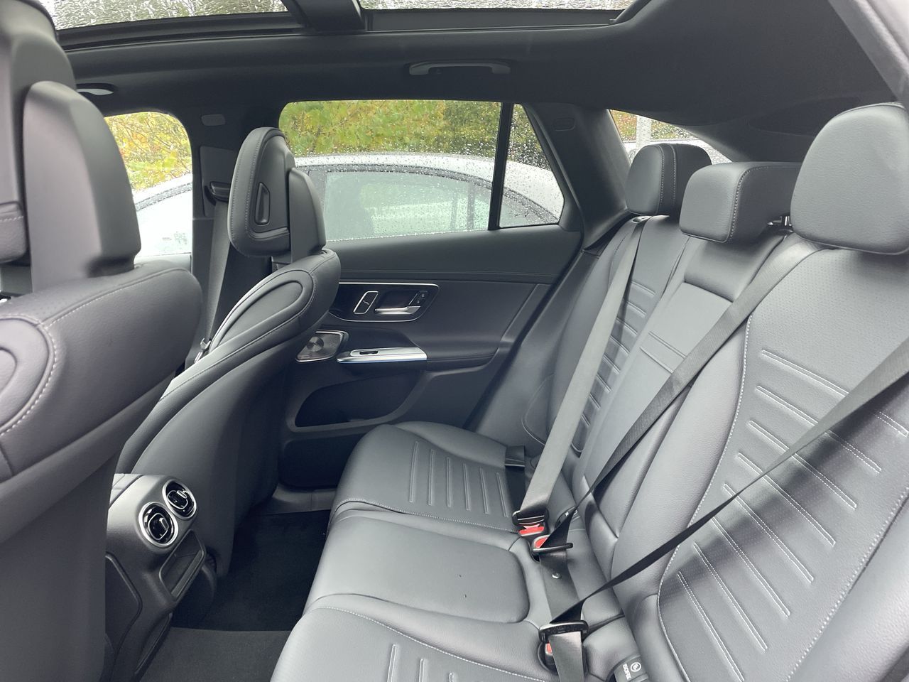 2027 Mercedes-Benz GLC
