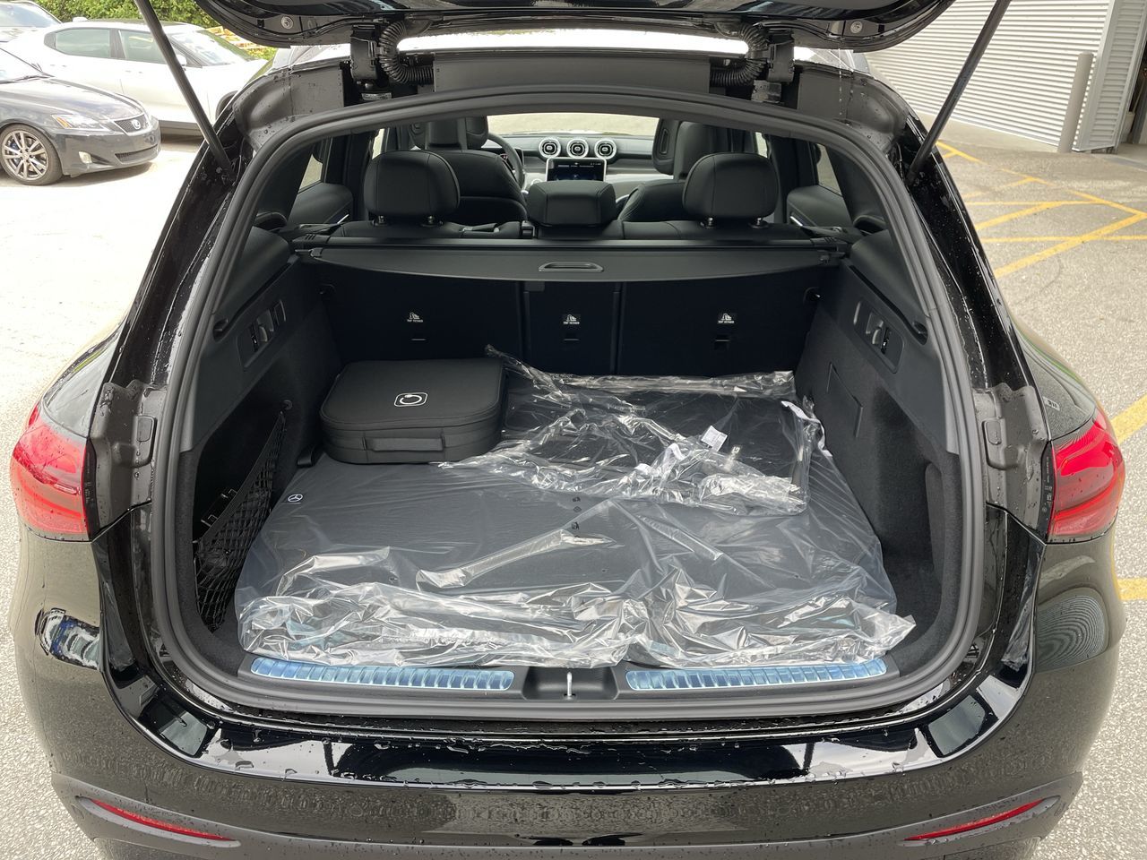 2026 Mercedes-Benz GLC