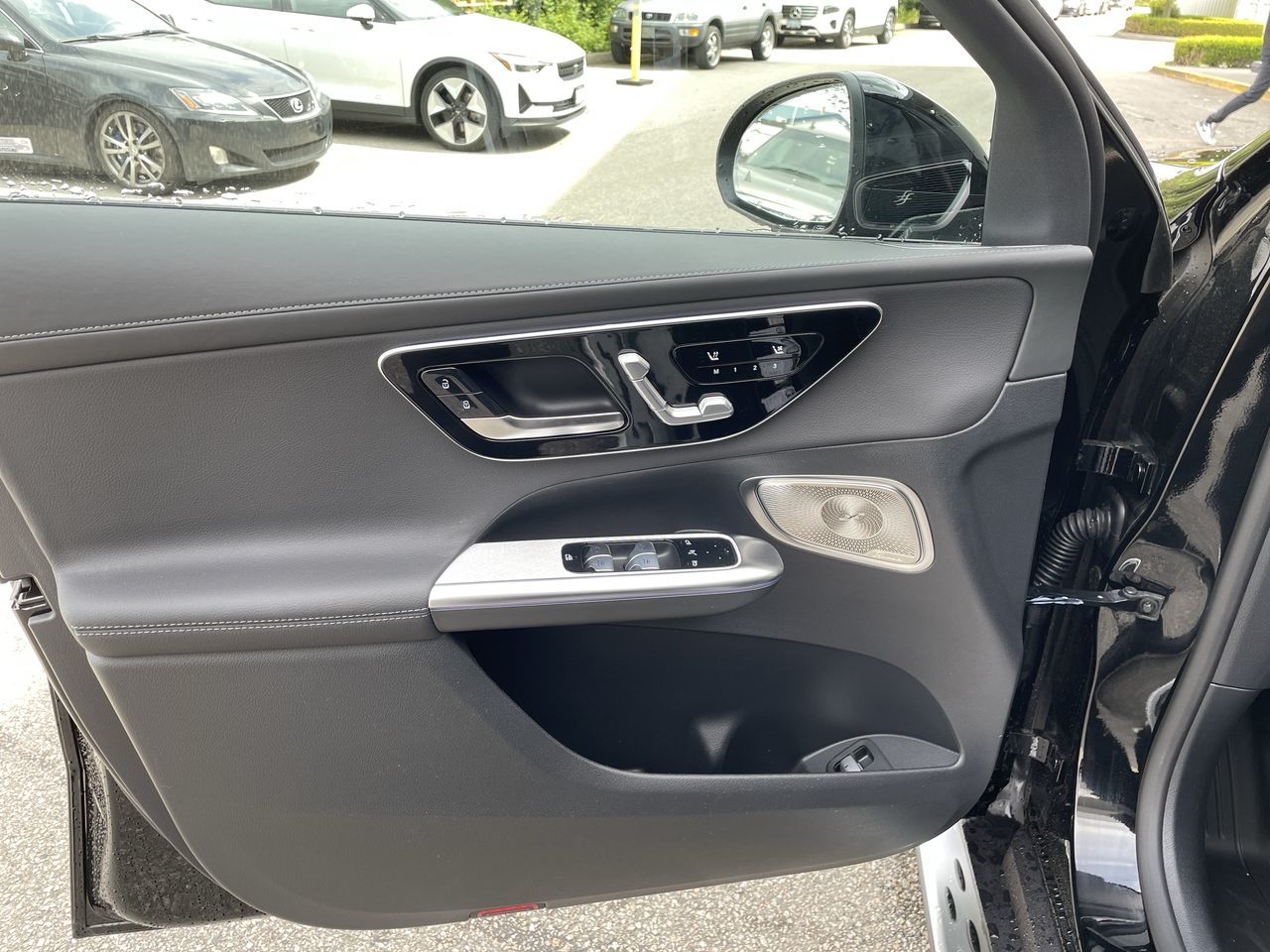 2026 Mercedes-Benz GLC