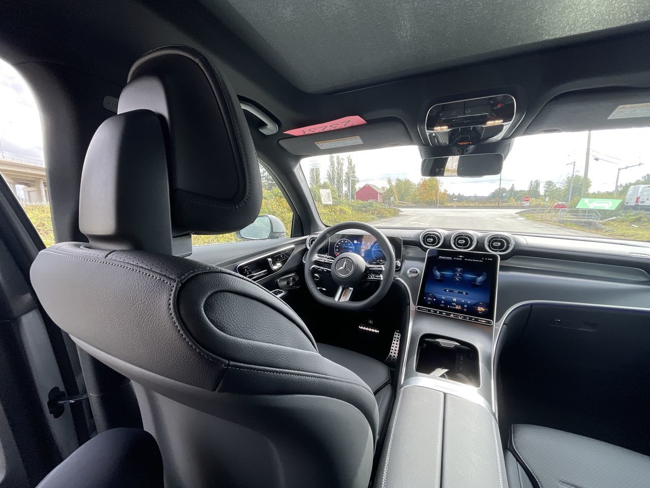 2027 Mercedes-Benz GLC