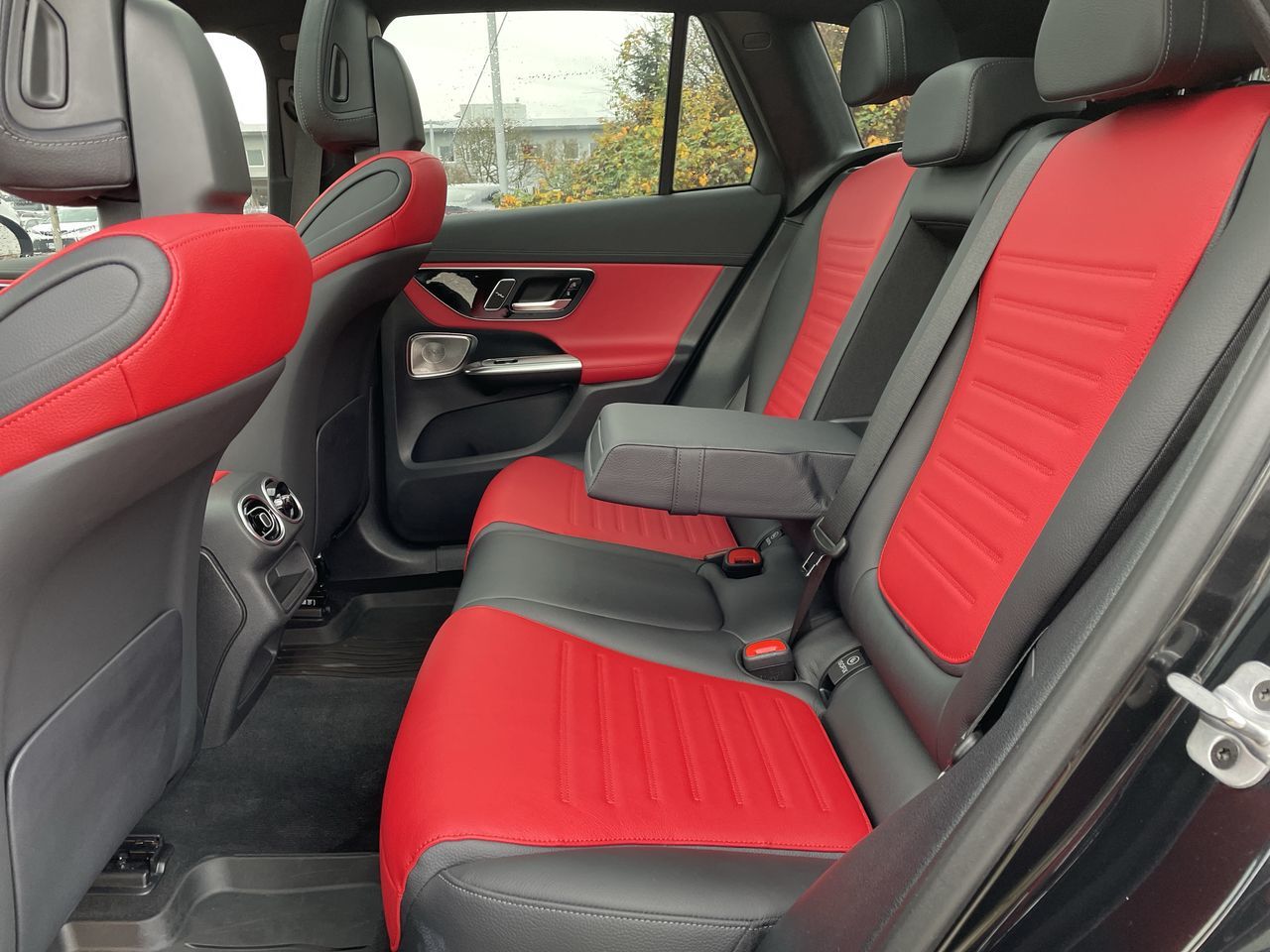 2025 Mercedes-Benz GLC43 AMG