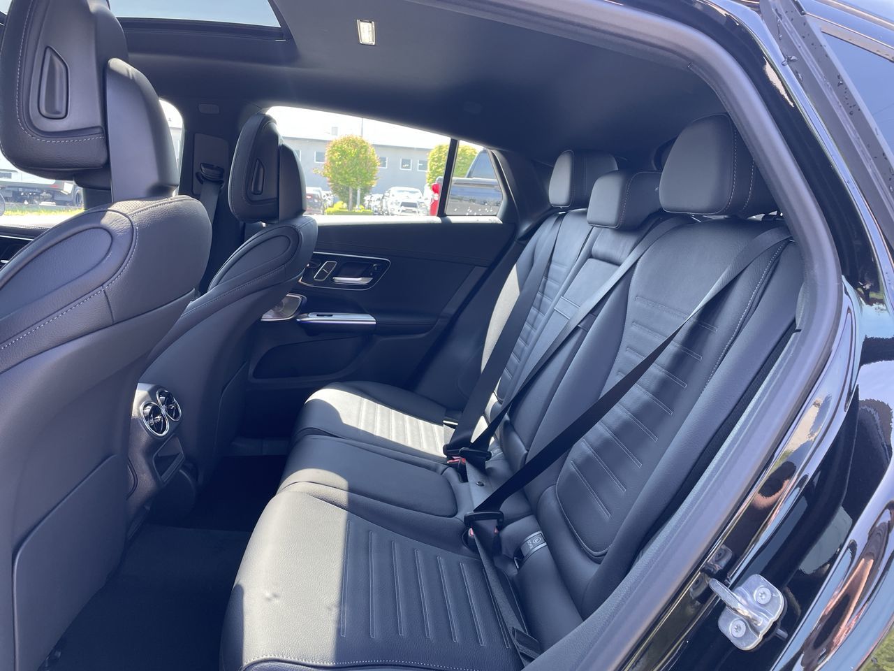 2026 Mercedes-Benz GLC