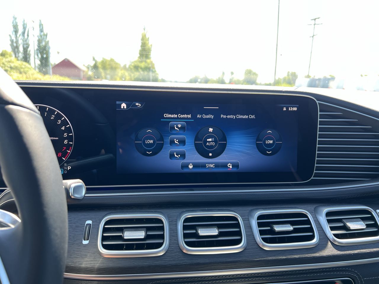 2025 Mercedes-Benz GLE Plug-in Hybrid in Langley, British Columbia