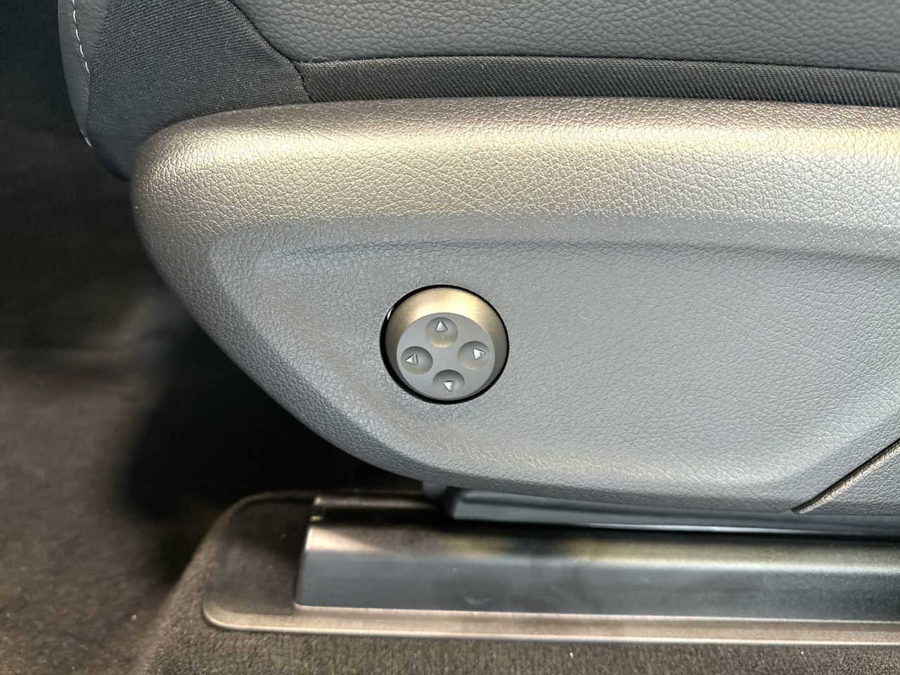 2026 Mercedes-Benz GLE in Langley, British Columbia