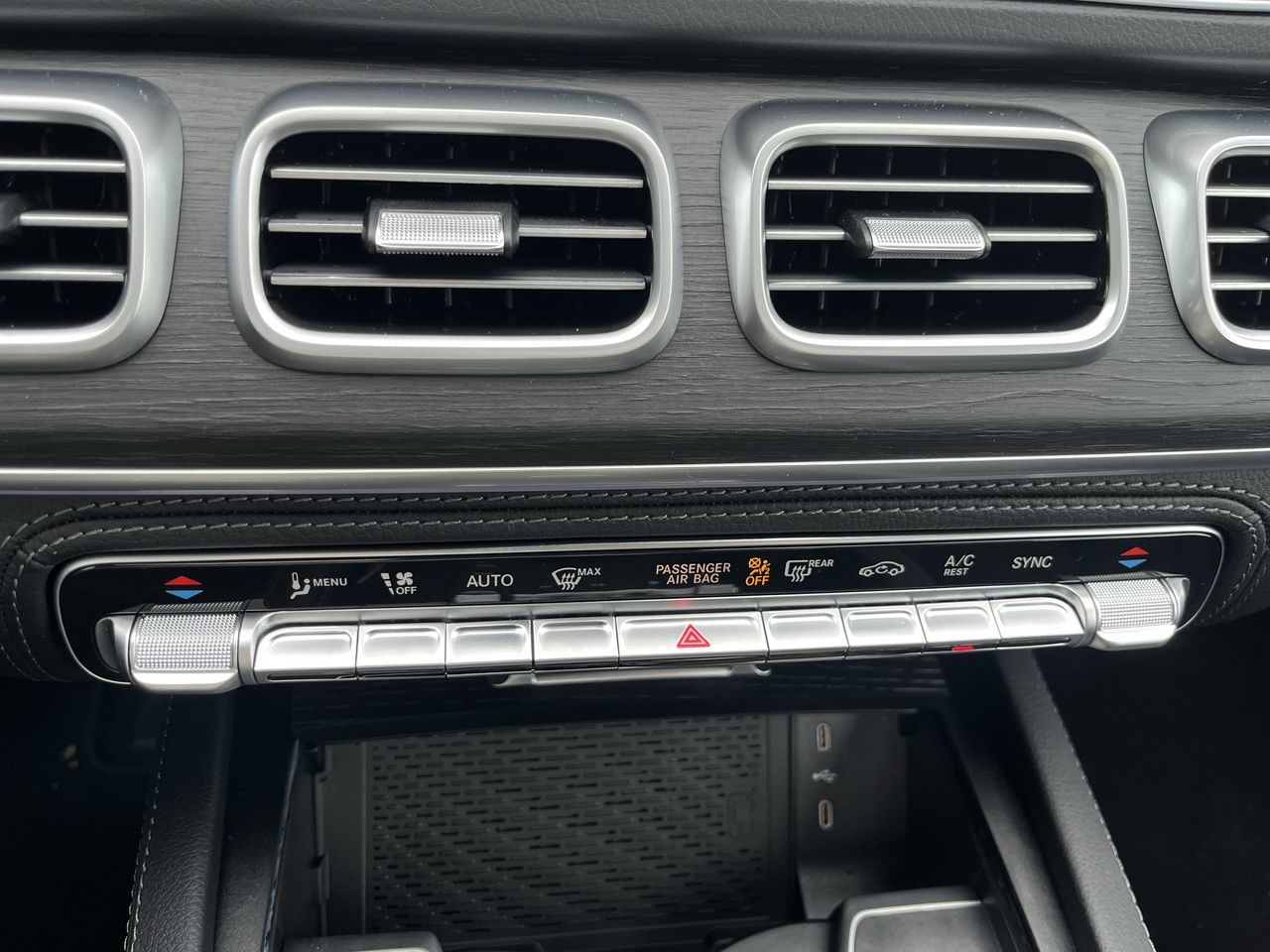 2025 Mercedes-Benz GLE450 in Langley, British Columbia