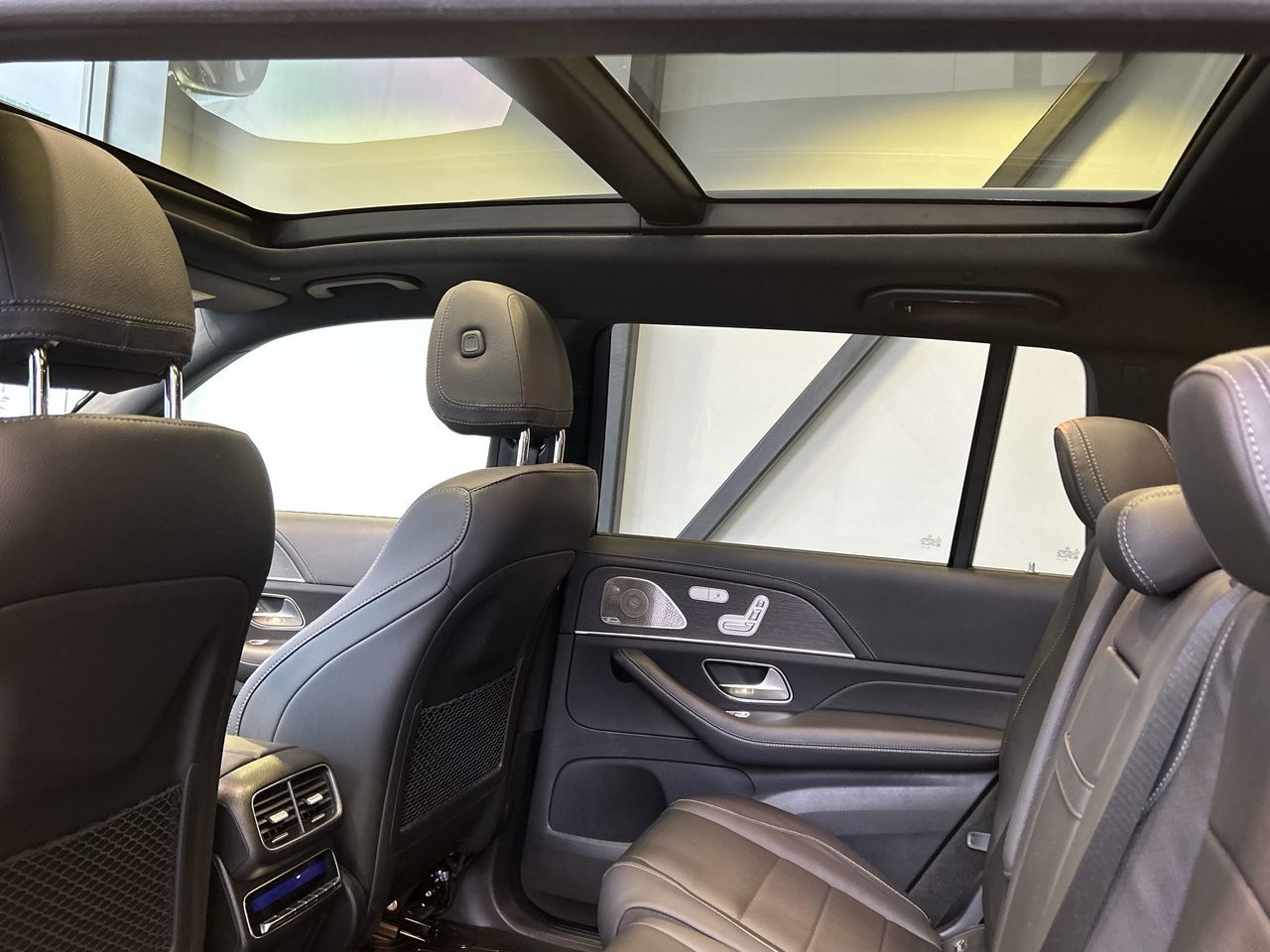 2022 Mercedes-Benz GLS450 in Langley, British Columbia