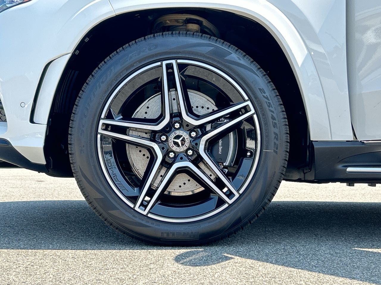 2023  GLS450