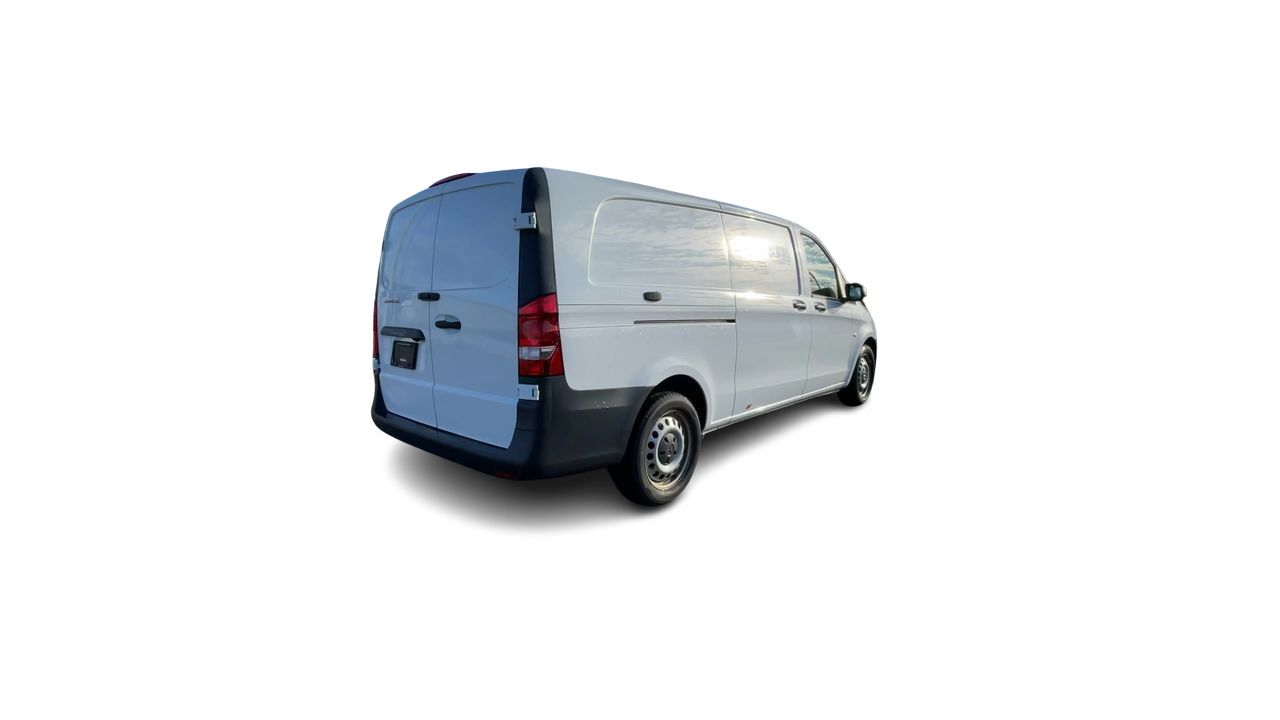 Mercedes-Benz Metris Cargo Van 135