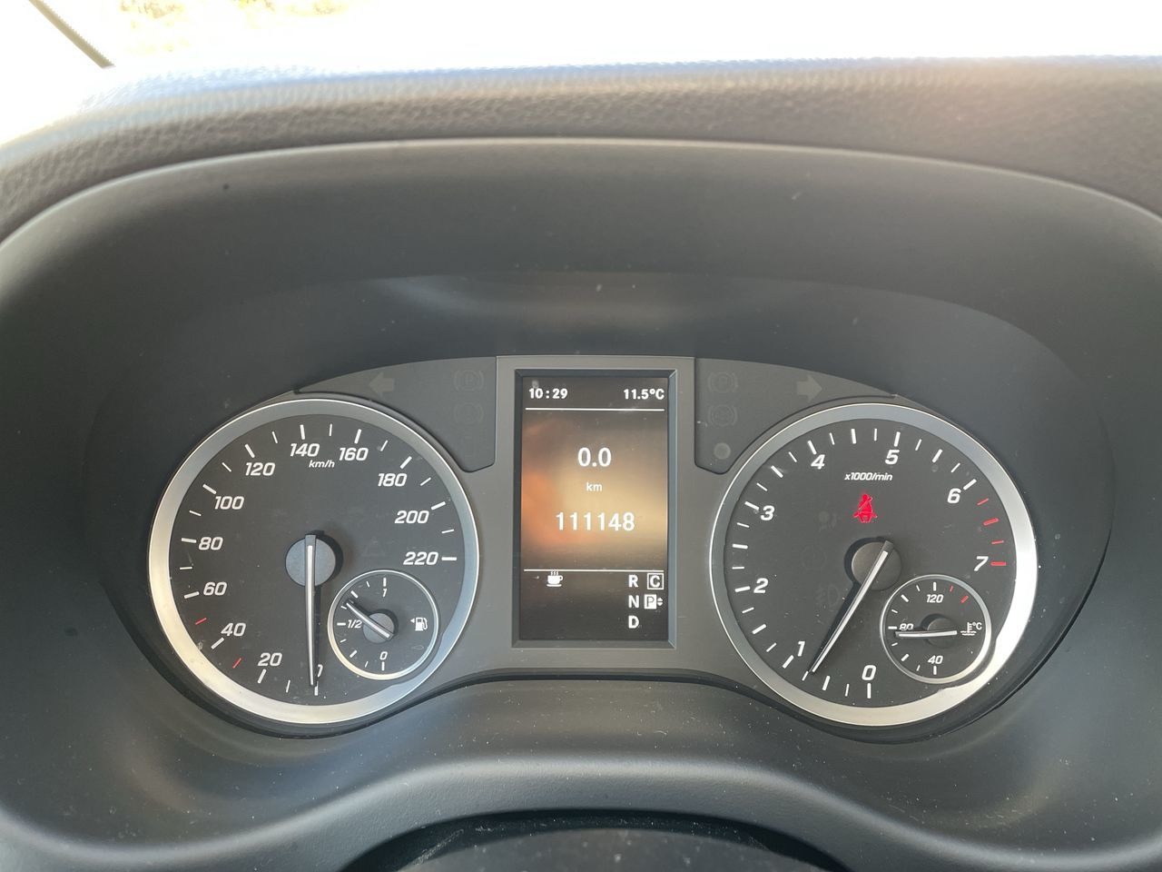 Mercedes-Benz Metris Cargo Van 135