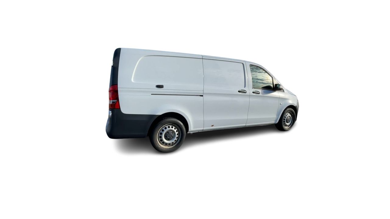 Mercedes-Benz Metris Cargo Van 135