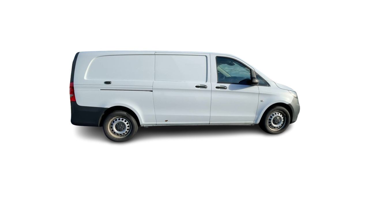 Mercedes-Benz Metris Cargo Van 135