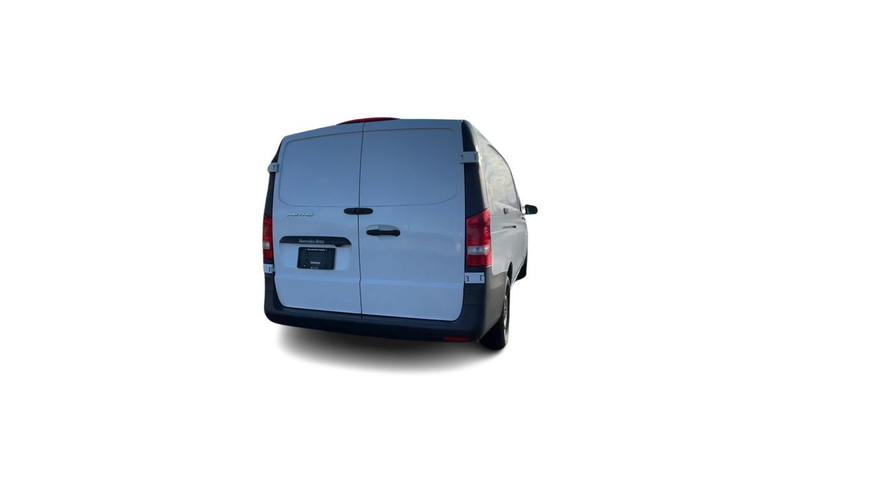 Mercedes-Benz Metris Cargo Van 135