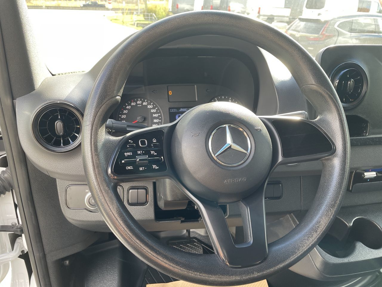 2020 Mercedes-Benz Sprinter 2500 Cargo 144