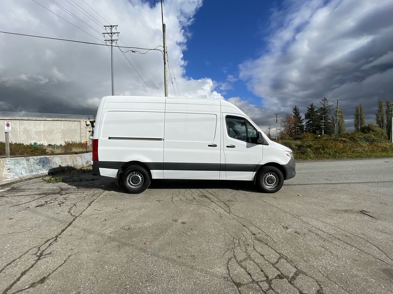 2020 Mercedes-Benz Sprinter 2500 Cargo 144