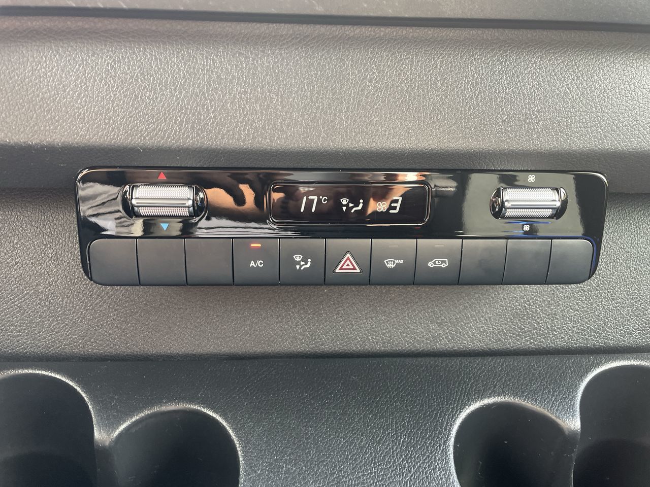 2020 Mercedes-Benz Sprinter 2500 Cargo 144