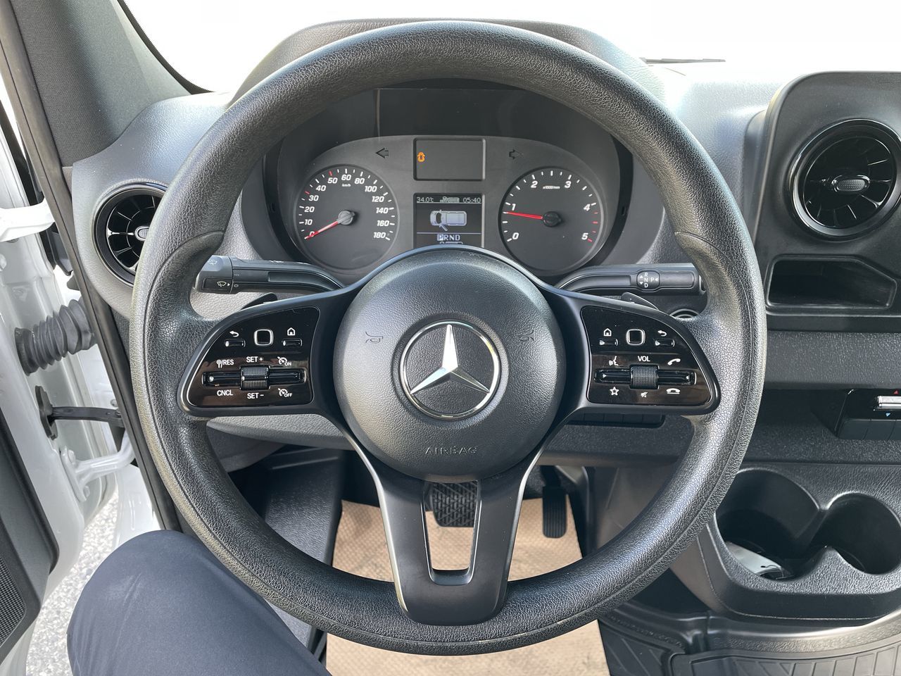 2023  Sprinter 2500 Cargo 144
